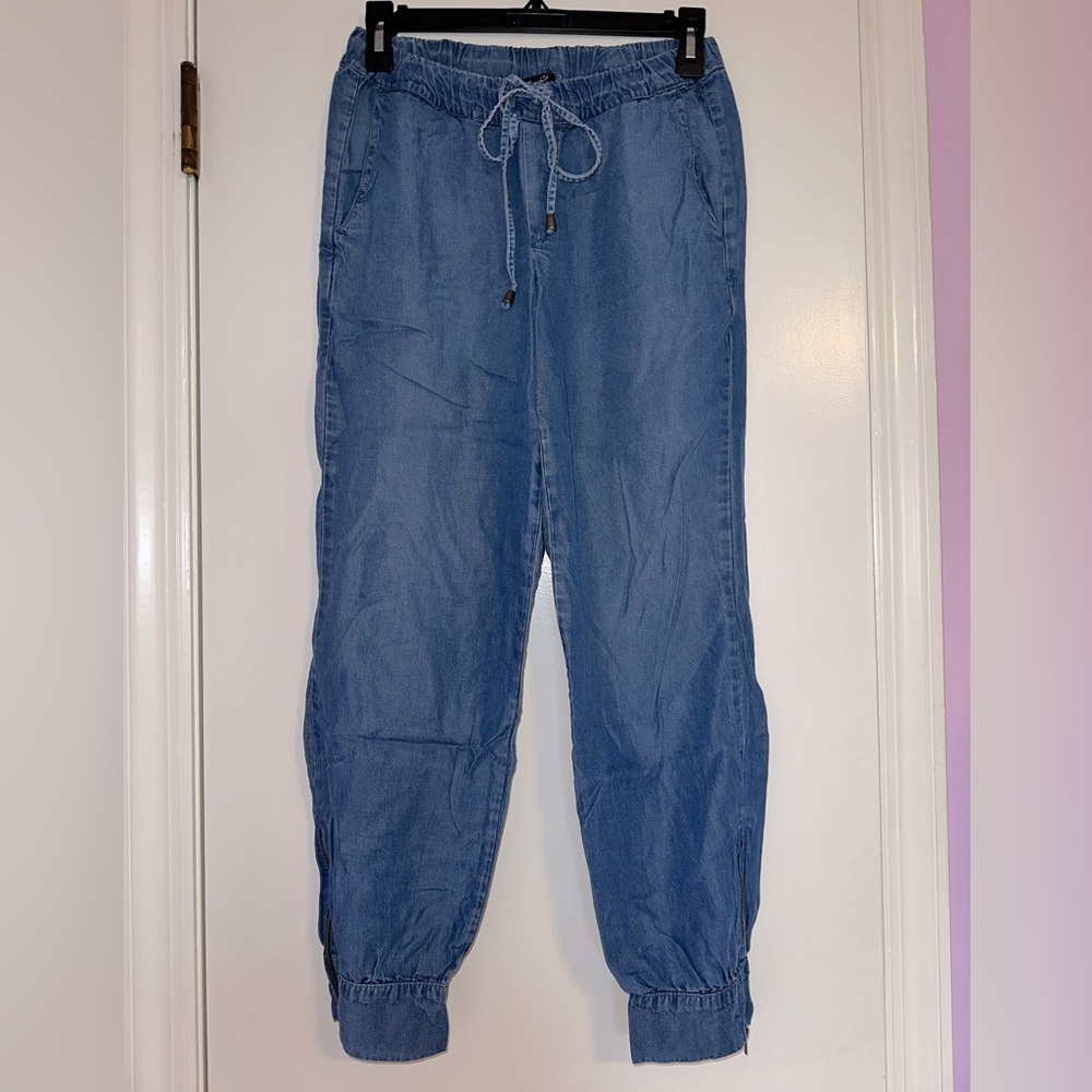 Splendid Jogger style Pants